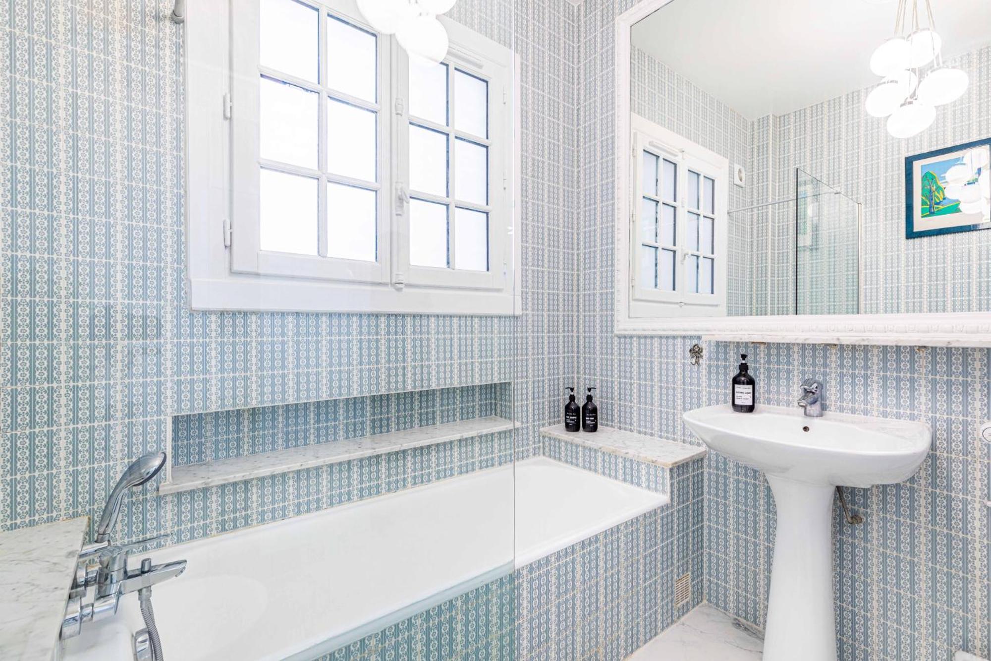 Grand & Classy Apartment With Private Garden, Villa Des Ammonites Meudon Bagian luar foto